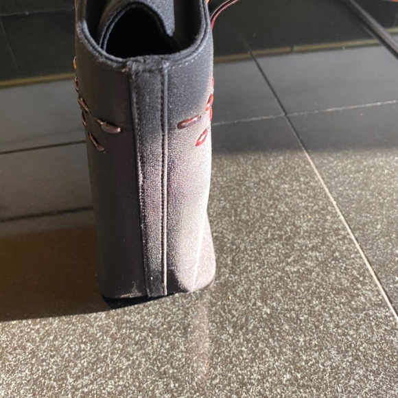 STUART WEITZMAN (MADE IN SPAIN) - Picture 12 of 16